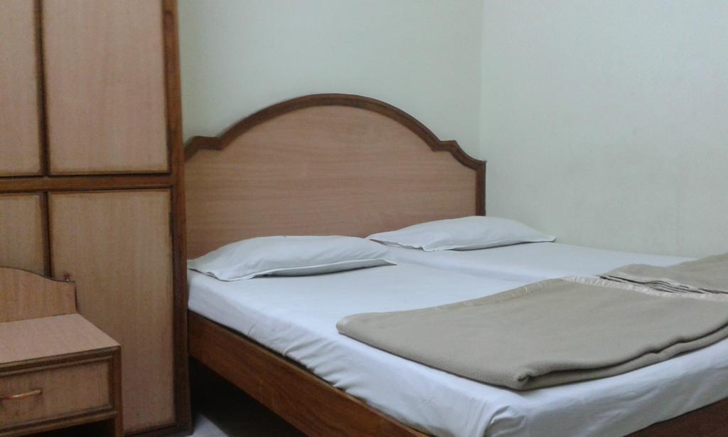 Hotel Agarala Residency 蒂鲁帕蒂 外观 照片